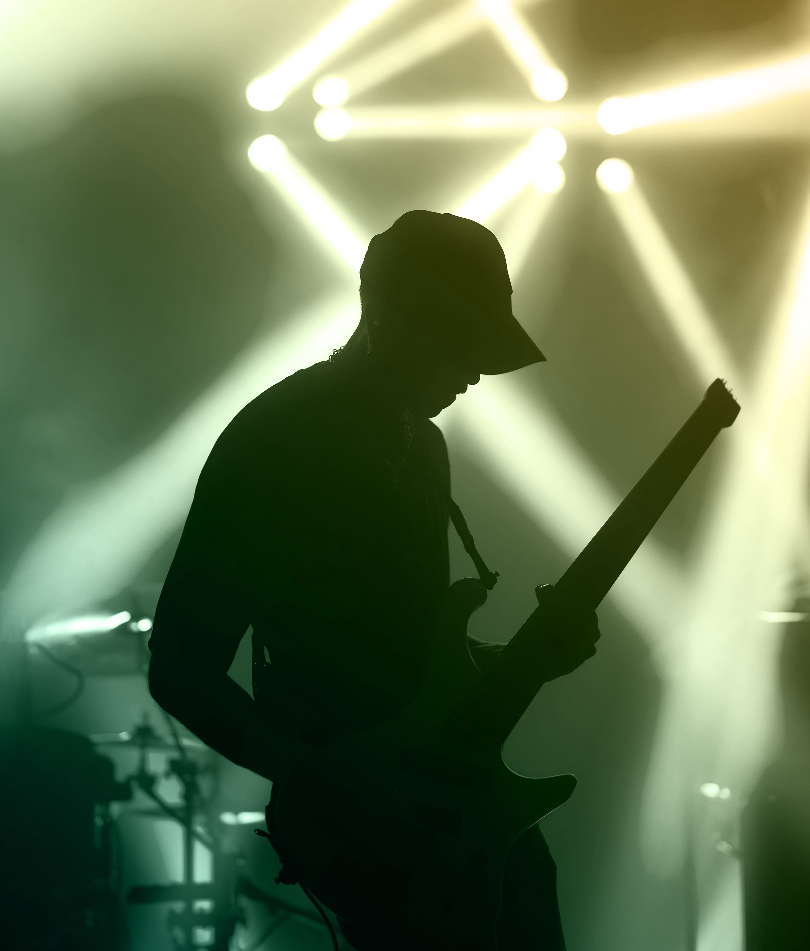 Concert 6 -  close-up van guitarist